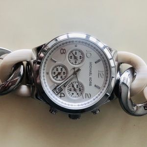 Michael Kors Mother Pearl Watch